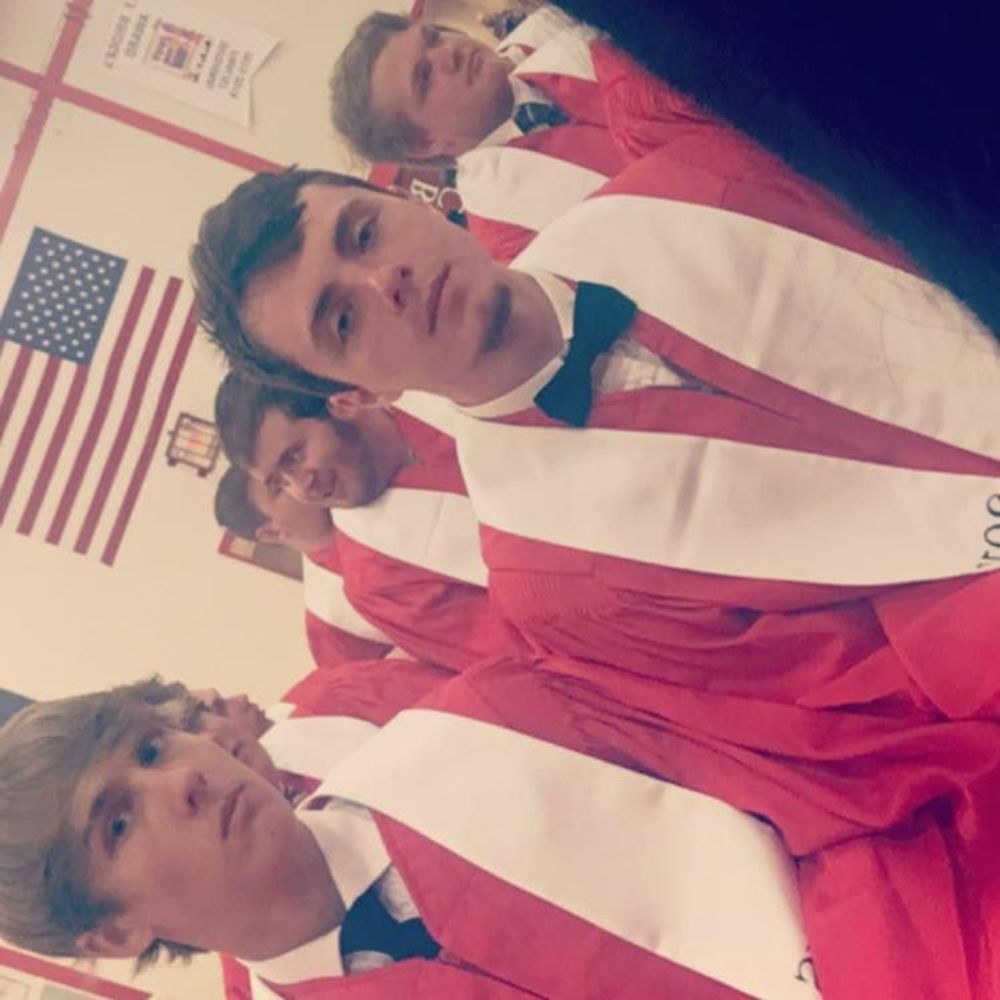 Meet your Posher, Zachary